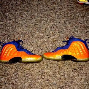 Nike (new york knick’s) Foamposites size 6.5Y